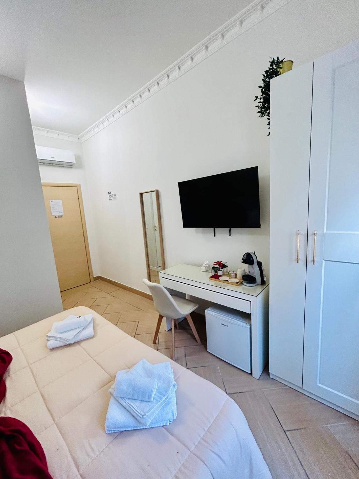 Hotel Domus Giolitti à Rome Extérieur photo